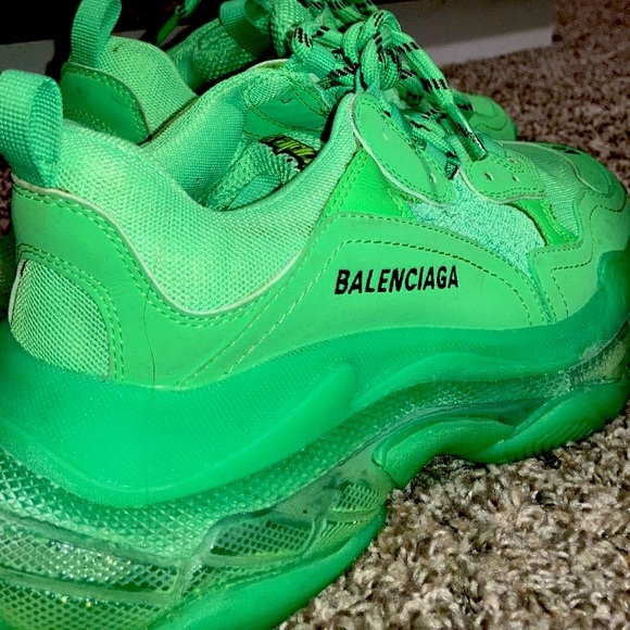 Green Balenciaga‘s - Picture 2 of 4